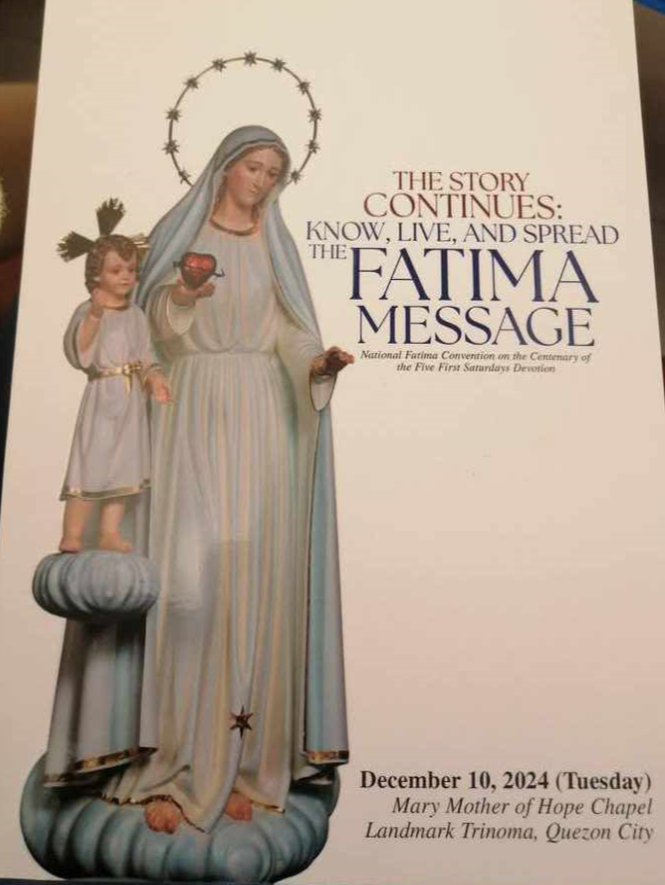 4 Gift giving of booklet for the Cause of Sr. Lucia\'s Great Vision of the Holy Trinity Booklet